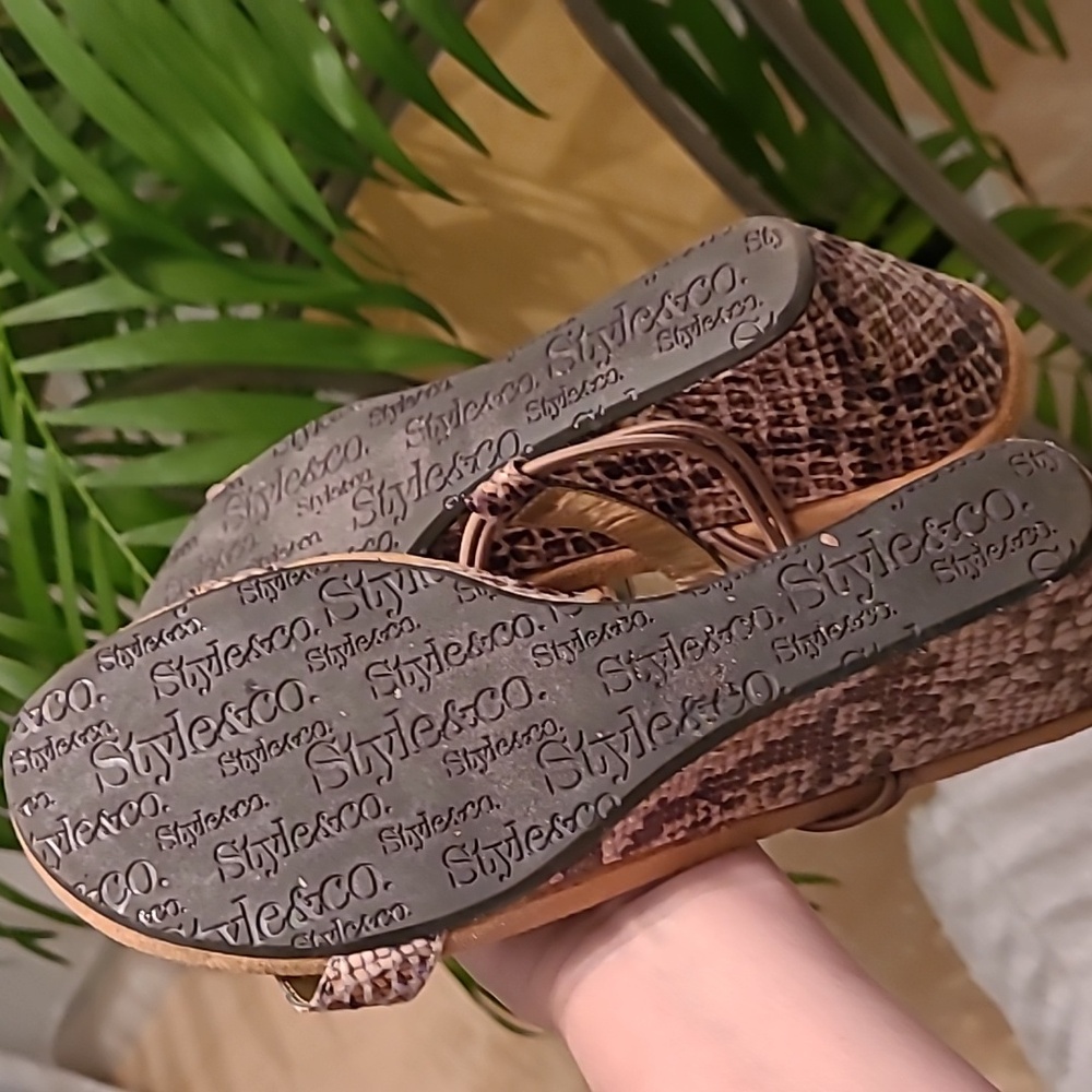 Python Print Wedge Sandals ❤️ - Picture 6 of 6
